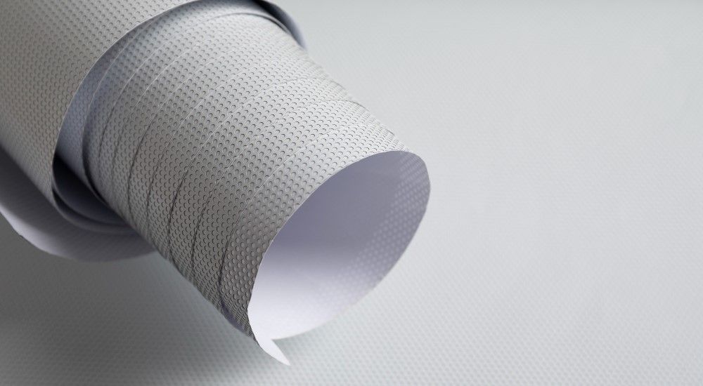 Nanotechnology Turns Wallpaper into an Infrared Heater